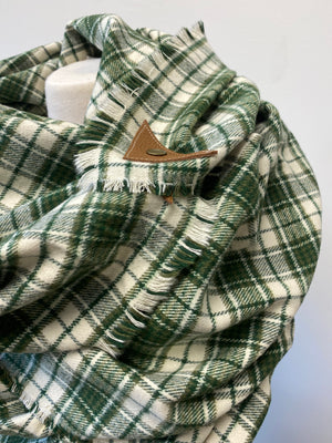 Soft green and cream blanket scarf